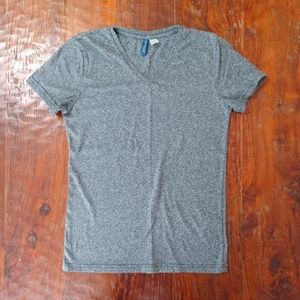 Men's Divided H&M V-neck T-shirt